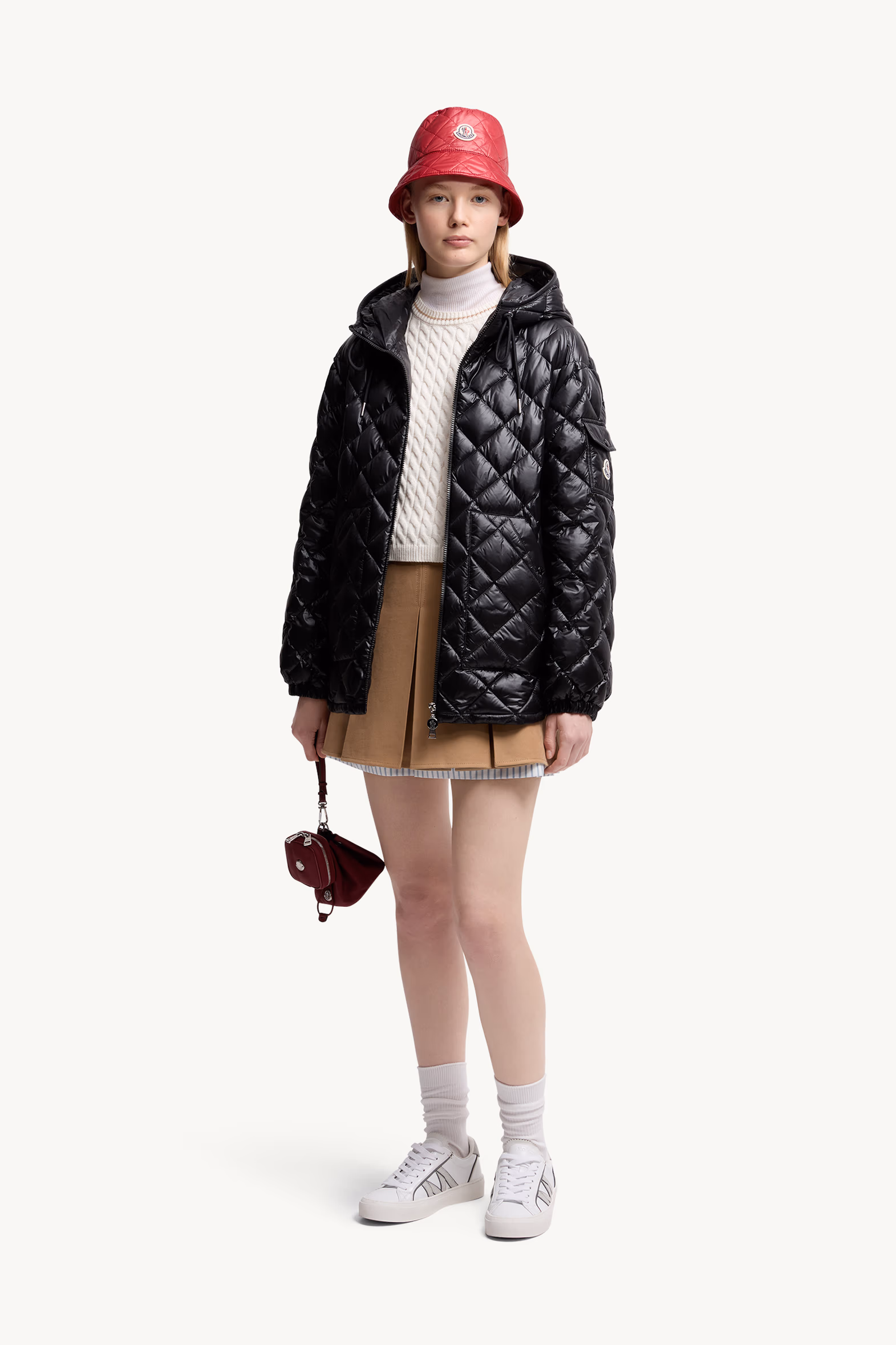 Doudoune courte à capuche et matelassage en losange Femmes Noir Moncler 0